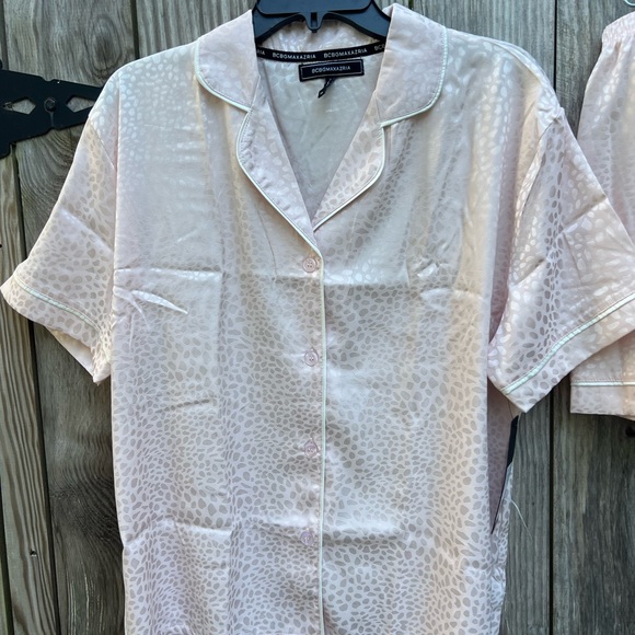 BCBGMAXAZRIA Mauve Chalk Animal Jacquard Short Set Pajamas Women’s XL NWT NEW - Picture 3 of 15